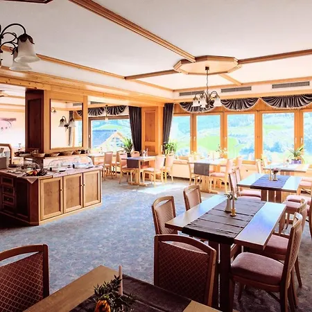 Schauinsland Hotel 3*