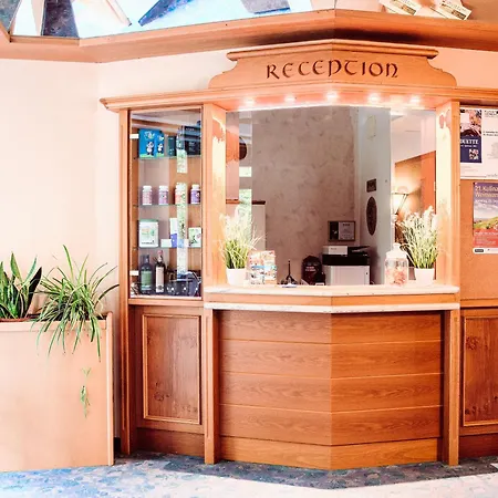 فندق Schauinsland 3*