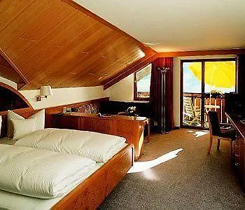 فندق Schauinsland 3*